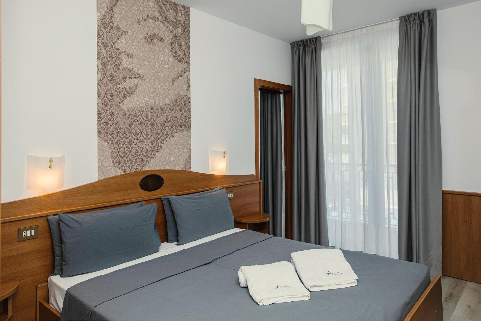 Hotel Leonardo Da Vinci Wellness Spa Bibione Buitenkant foto